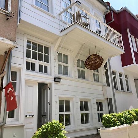 White Island Boutique Otel Adalar Esterno foto
