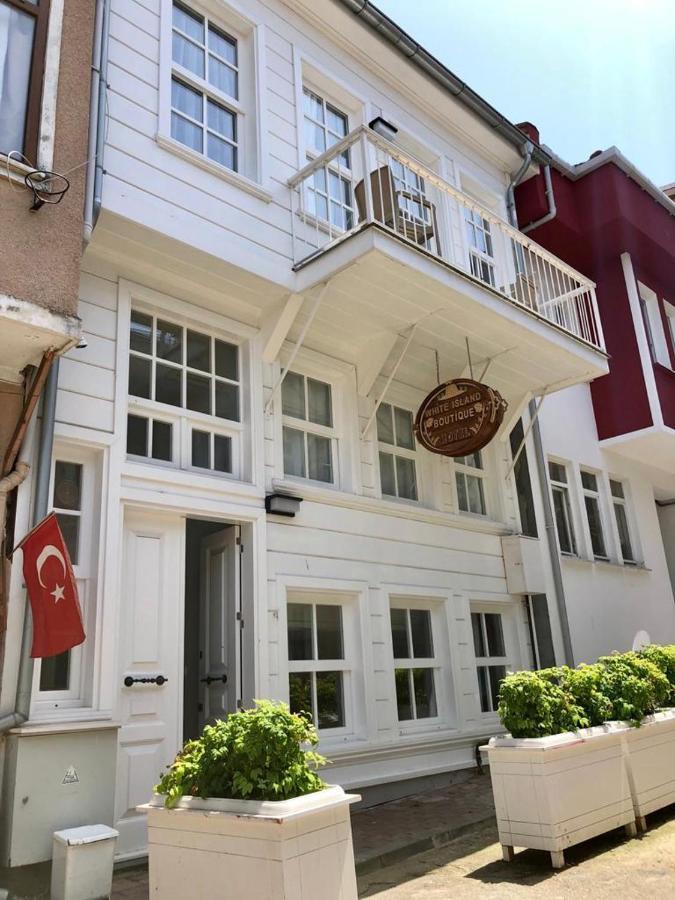 White Island Boutique Otel Adalar Esterno foto