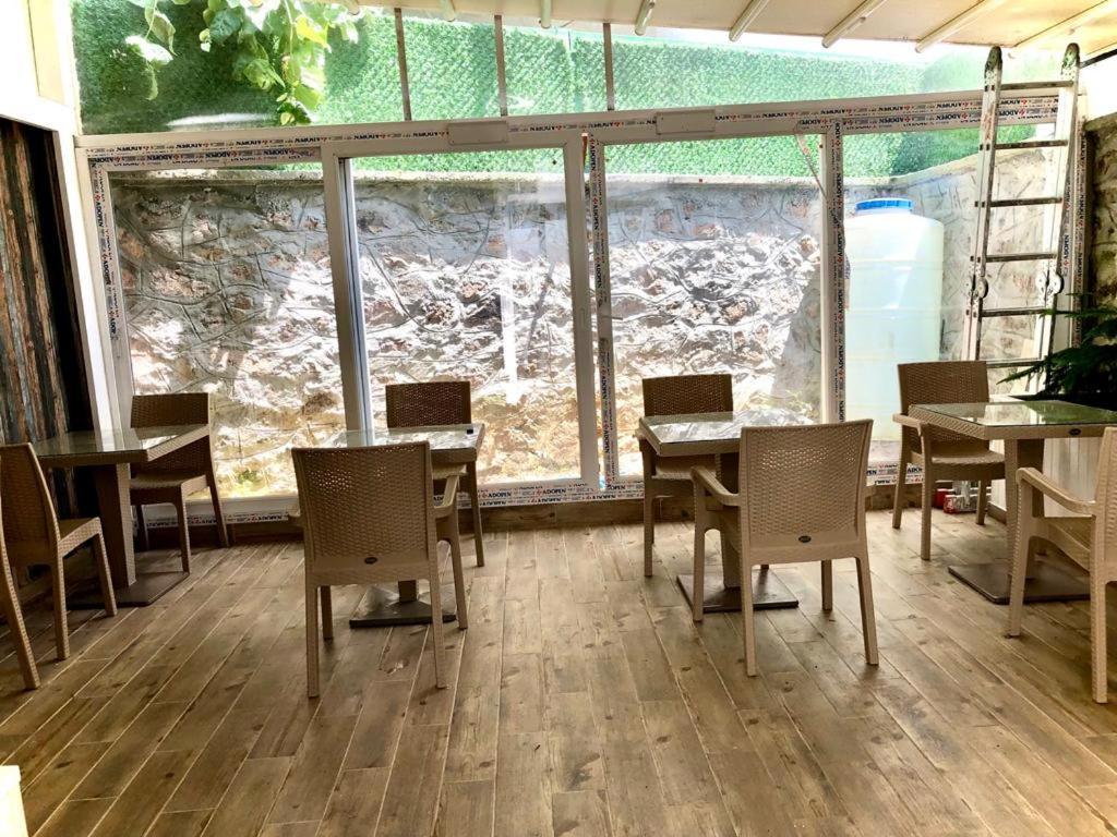 White Island Boutique Otel Adalar Esterno foto