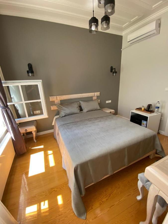 White Island Boutique Otel Adalar Esterno foto